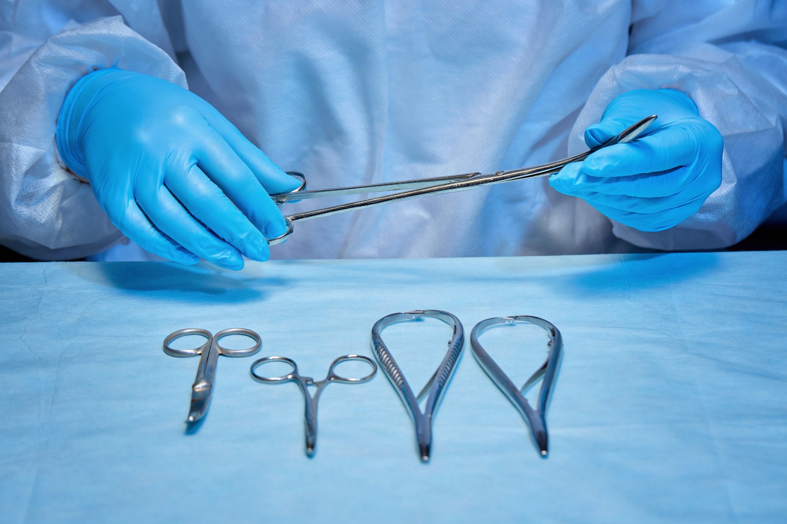 Benefits of Minimally Invasive Surgery Compared to Open Surgery1